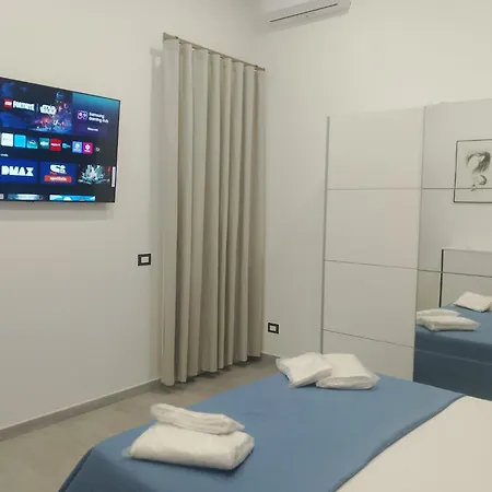 Caronda House 2 * Katanya