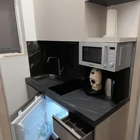 Caronda House 2 דירה